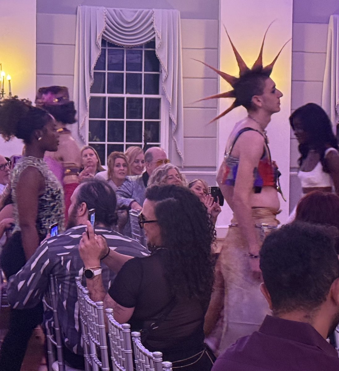 replilly78's tweet photo. Recently, I attended the Oak Park Art League Fundraiser &amp; Fashion Show! I was honored to serve as a judge alongside Melissa Carr and Chris Neville, as seven young designers from SAIC and Dominican University showcased their creativity. I even won a silent auction item! 🎨👗 https://t.co/hpeZ4VnryI
