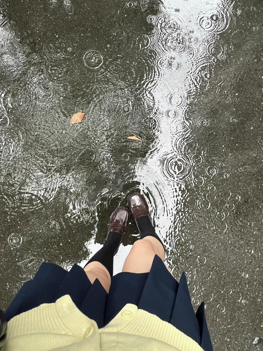 dudu_tyre's tweet photo. 下雨天坏坏
#武汉 https://t.co/LWkB6yD0Cd