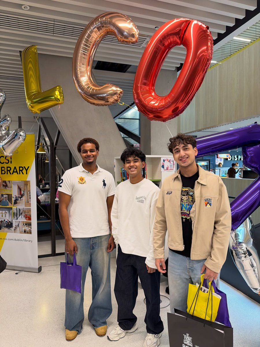 AtlanticProgram's tweet photo. Nearly 700 new students kicking off campus life at RCSI this week 🙌

Orientation includes laptop collections, intro talks, and the iconic Grafton Mile pub crawl.

Wishing everyone the best as they settle in 💙

📷 rcsi_studentlife https://t.co/RCqsaqiU4z