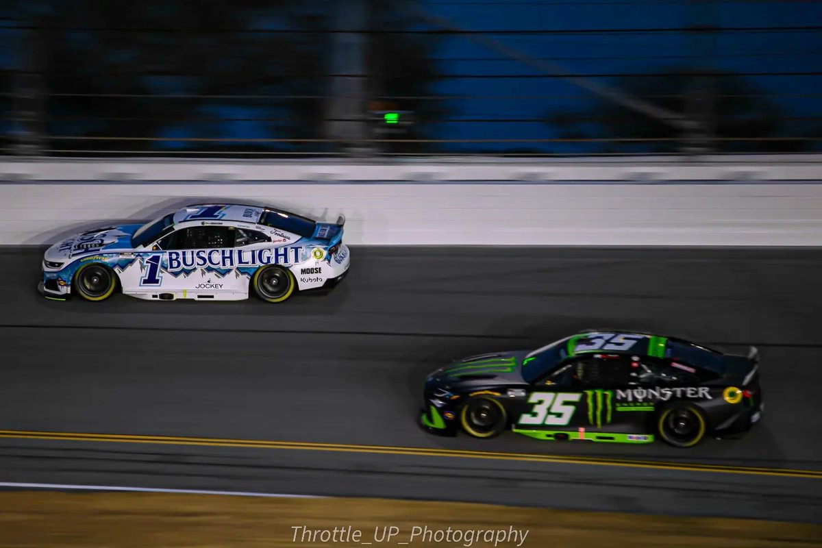 JenifferCa8mc's tweet photo. @daytona this weekend! https://t.co/CP7yp9BKnJ