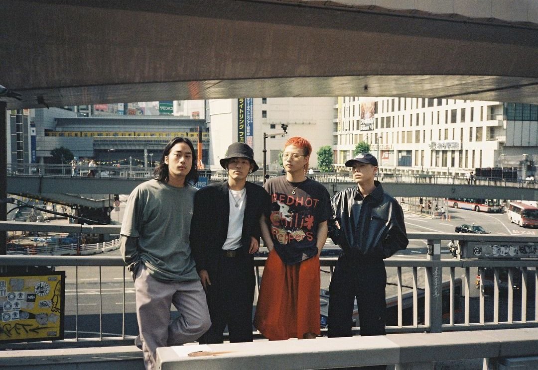 bandhyukoh's tweet photo. 12 years ❤️

© dazedkorea, hyukohofficial, cam_yujae 

#hyukoh #혁오 https://t.co/Yh6uuyoxfw