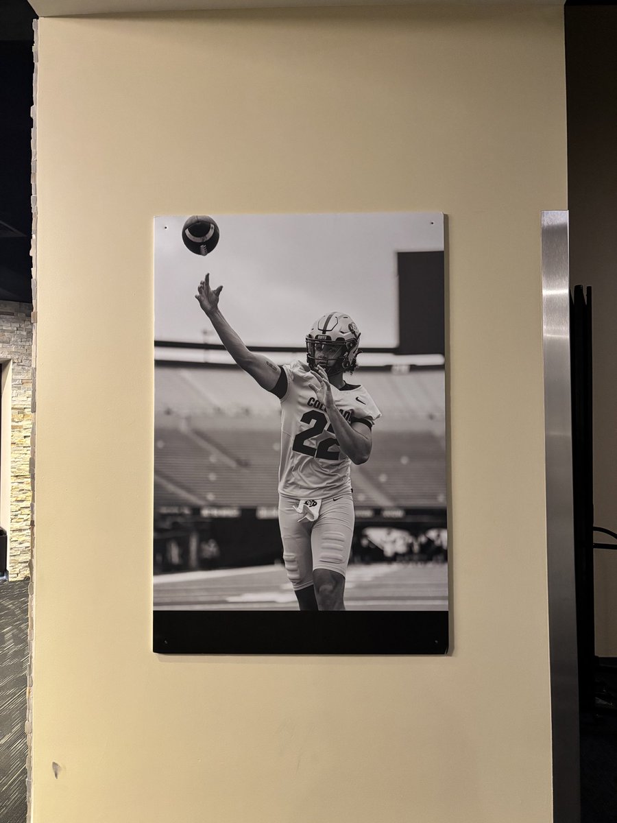 buff20255's tweet photo. Forever in the locker room. What an honor. Dom would be so proud thank you and love you all π€βΎοΈ @CUBuffsFootball @DeionSanders https://t.co/R4dV8UVUVc
