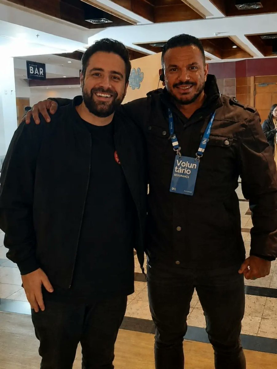 HannahSuch7klg's tweet photo. A meaningful photo 🙏🏻🛡️. Serving on the security team at Brasa Church as a volunteer was a priceless honor. With great friends and under Pastor Maurício’s leadership, I learned that serving is about availability, love, humility, and purpose—not https://t.co/Tuq0rxWN0d