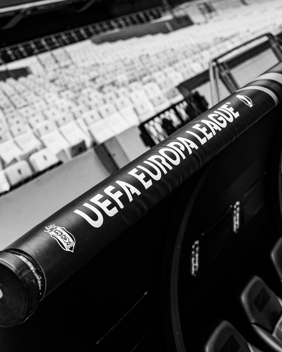 BesiktasEnglish's tweet photo. Ready for the #UEL action. 🏠

#ForzaBeşiktaş | #BJKOM https://t.co/gAzDmKauee