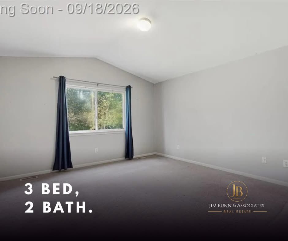 RyanAshhomes's tweet photo. Just Listed In Howell!🏡
🛌 3 Beds  🛁 2 Baths 📐 1,432 Sq Ft. 

🔑𝗙𝗘𝗔𝗧𝗨𝗥𝗘𝗦:
-🏡Set in Howell's desirable River Downs neighborhood.
-👨‍👩‍👧‍👦Bright main living space where vaulted ceilings add an airy feel.
-👩🏻‍🍳Spacious kitchen offers abundant cabinetry and countertop space. https://t.co/z23tJBxwtY