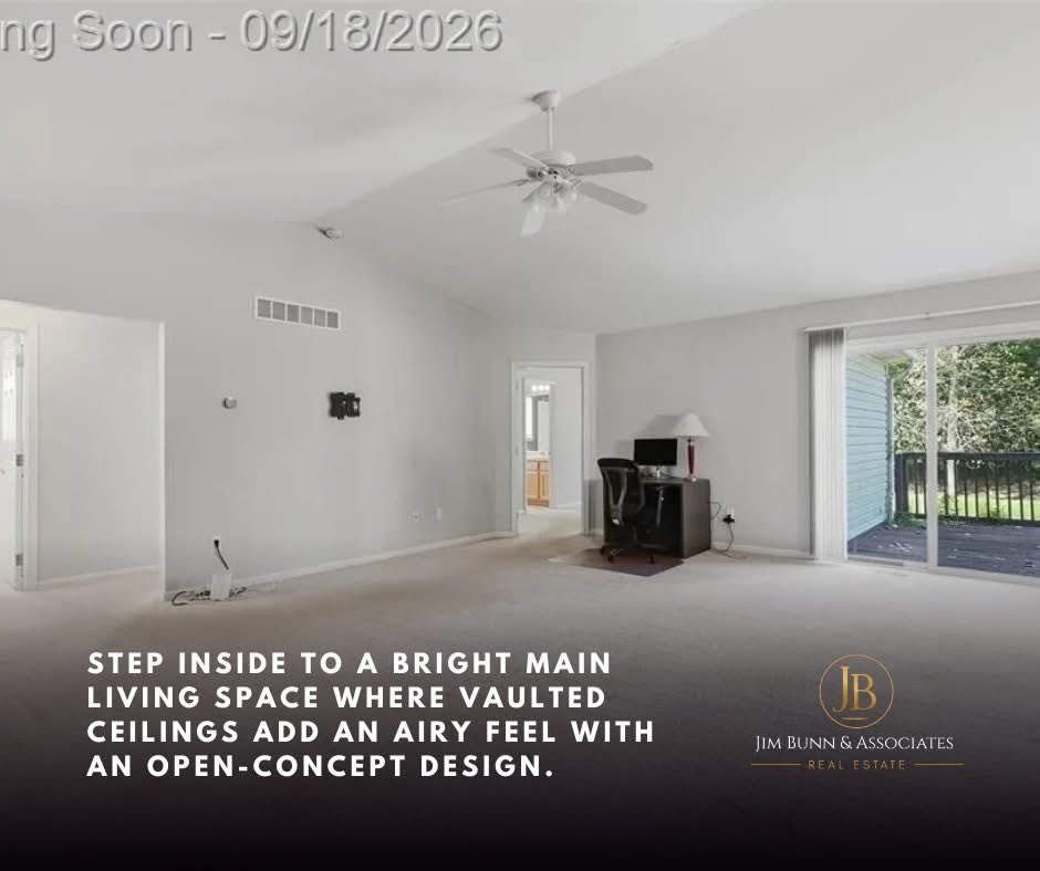 RyanAshhomes's tweet photo. Just Listed In Howell!🏡
🛌 3 Beds  🛁 2 Baths 📐 1,432 Sq Ft. 

🔑𝗙𝗘𝗔𝗧𝗨𝗥𝗘𝗦:
-🏡Set in Howell's desirable River Downs neighborhood.
-👨‍👩‍👧‍👦Bright main living space where vaulted ceilings add an airy feel.
-👩🏻‍🍳Spacious kitchen offers abundant cabinetry and countertop space. https://t.co/z23tJBxwtY