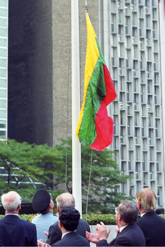 LtGva's tweet photo. Geneva 1921: Lithuania joins the League of Nations.
New York 1991: our flag rises at the #UN 🇱🇹

In between,50 years of Soviet&Nazi occupation silenced our voice. We know what it means to lose freedom and a seat at the table, and we will always defend both.

Today the #multilateral order is being tested. Its fragility is a reason to preserve&strengthen it, never to abandon it. 

We stand firmly for freedom,sovereignty&a world🌐governed by rules,not force.

Proud of how far we've come.

@UNGeneva @LithuaniaMFA @LithuaniaUNNY