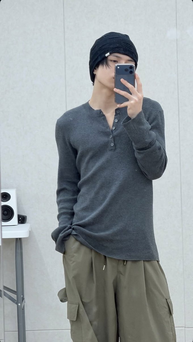 acervo2jun's tweet photo. nossa é melhor que o wonjun seja bom de briga https://t.co/OUQW4lRILg