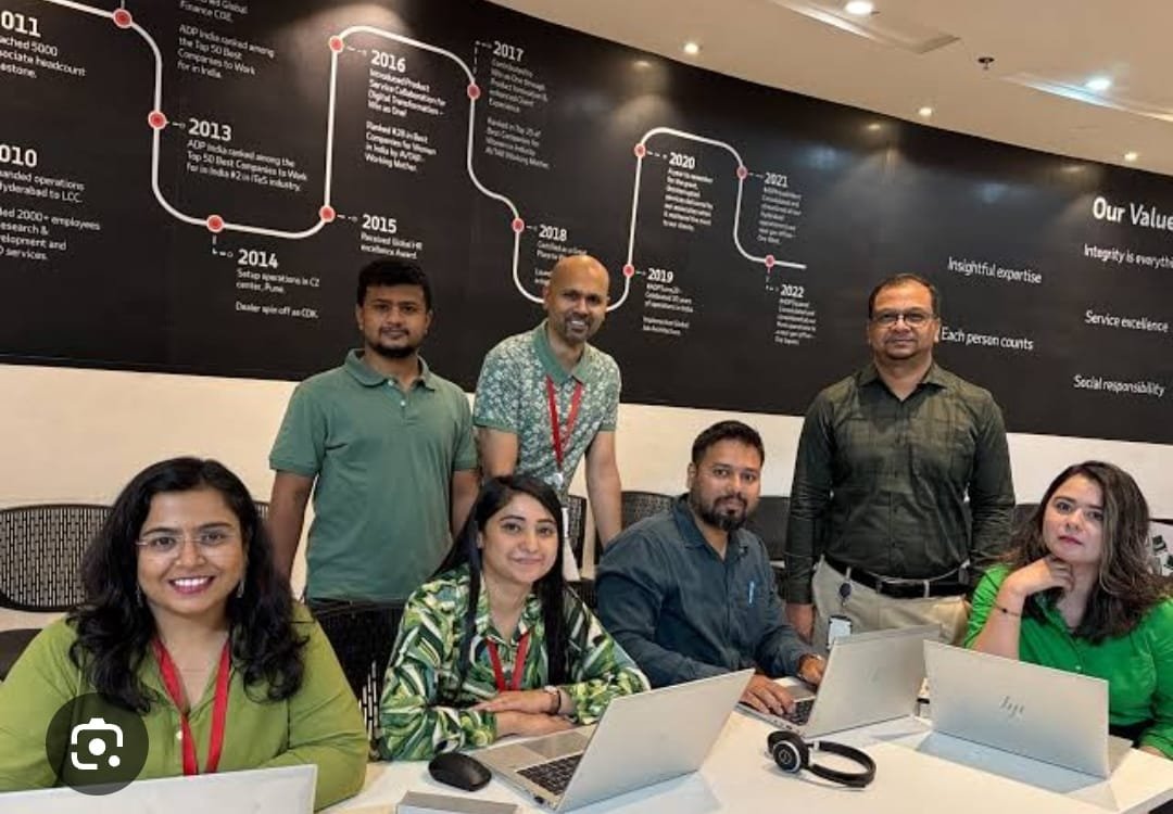 hiringhustle's tweet photo. 🚀🔥 4 FRESH JOB OPPORTUNITIES 🔥

Looking for your next career opportunity? Check these openings 👇

🧵 Thread 🧵
#Hiring #Jobs #Freshers #JobOpenings #IndiaJobs https://t.co/8ILqFSoYEg