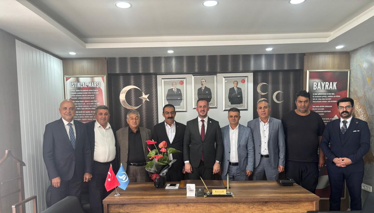 MHPTuzla__'s tweet photo. Tuzla Van İli ve İlçeleri Kültür Birlikteliği Derneği Başkanı https://t.co/QT8eUZpRbyşallah TURAN ve yönetimi, İlçe Başkanlığımızı ziyaret ederek hayırlı olsun temennisinde bulundular.

Nazik ziyaretleri için kendilerine teşekkür ederiz.

#MHPİstanbul
#MHPTuzla
#OnurESEN https://t.co/57az5rwzIK