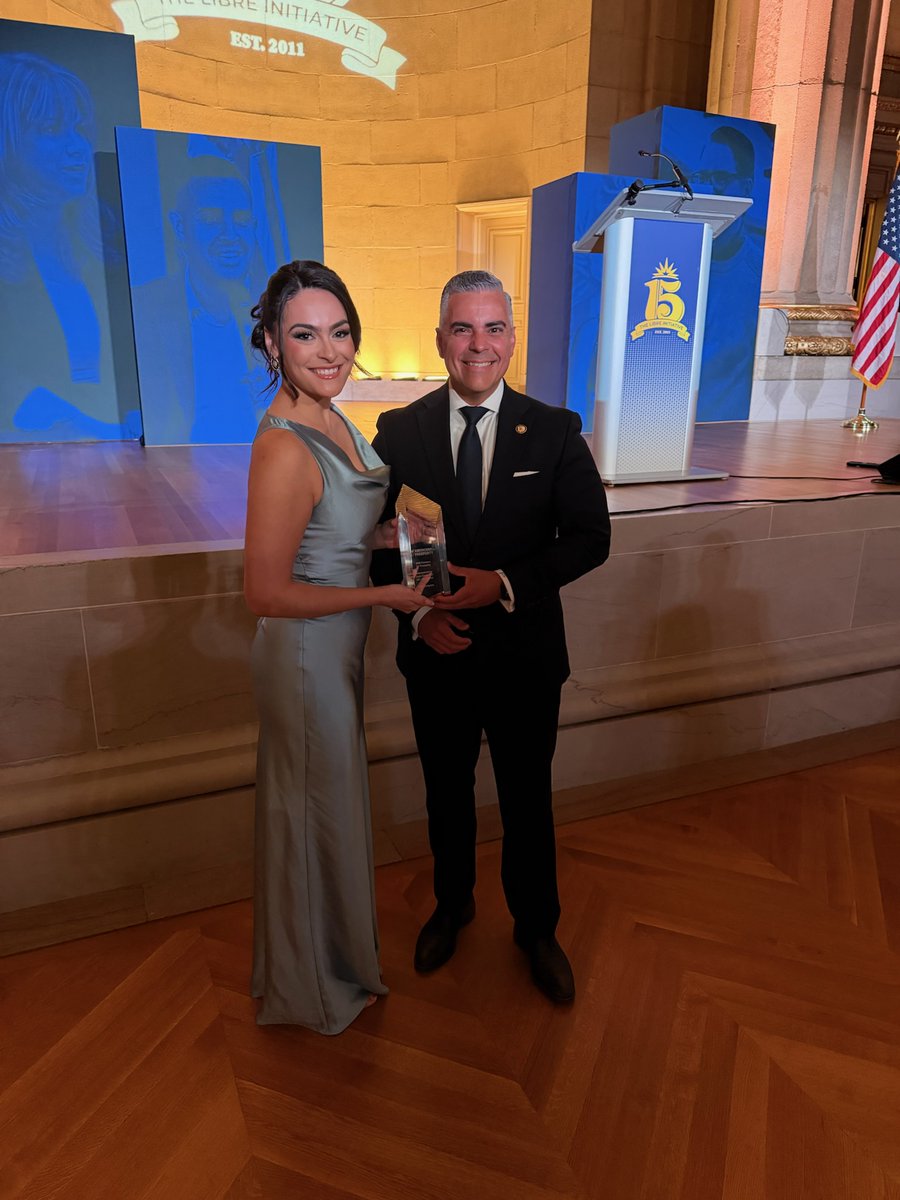 AFPGovAffairs's tweet photo. Another Pioneer for Prosperity recognized at @LIBREinitiative’s 15th Anniversary Gala! 🎉

Proud to present @RepCiscomani with @AFPhq’s Pioneer for Prosperity Award, recognizing his work and engagement throughout the 119th Congress.

Congratulations, Congressman Ciscomani! 🇺🇸 https://t.co/ldNFabT95k