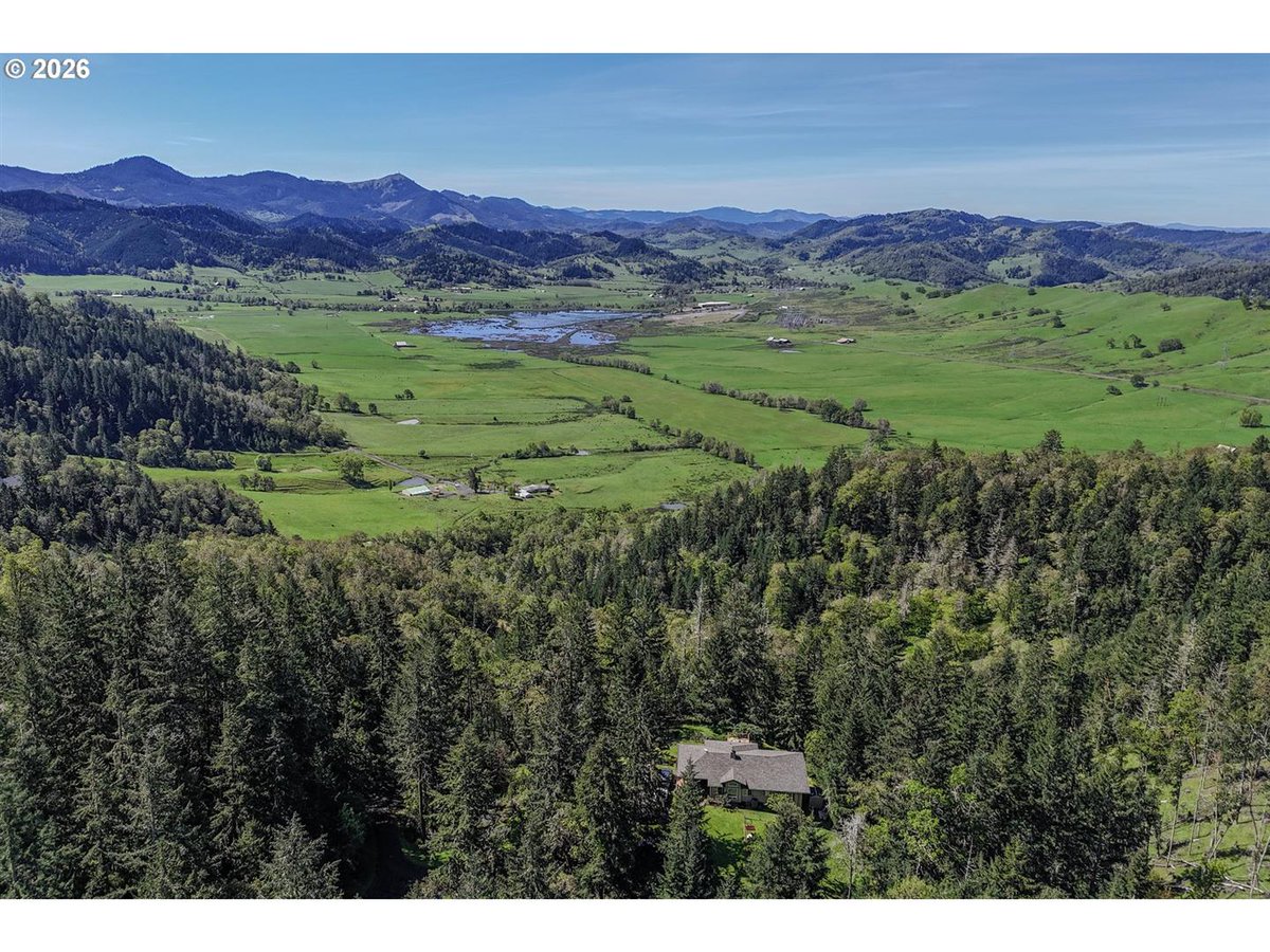 JulieBancroft5's tweet photo. Could this be the home you've been searching for? Let me know if you're interested! https://t.co/wNvtJ1qyDU