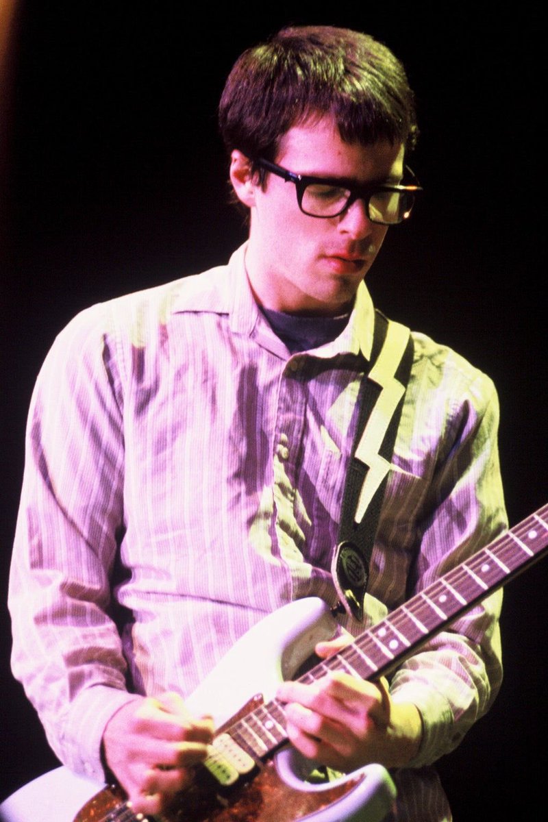 mormperc's tweet photo. how pinterest sees me

room
singer
food
outfit 

fyck yes i love you rivers cuomo https://t.co/vj0gDhXnmC
