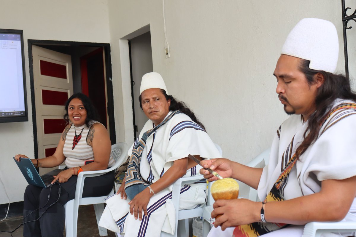CsiviComunes's tweet photo. En la Sierra Nevada junto a las comunidades indígenas del pueblo arhuaco avanzamos en los procesos de fortalecimiento y apropiación de los contenidos del Acuerdo de paz del 2016 con énfasis en su enfoque y capítulo Étnico como una herramienta para la transformación de los conflictos y la violencia en el territorio y avanzar en la consolidación de la paz territorial.
