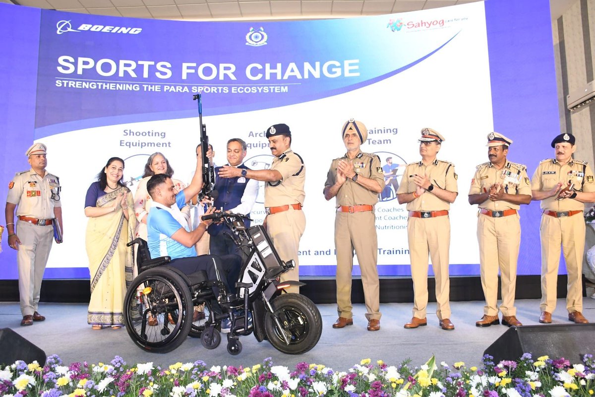crpfindia's tweet photo. A transformative day for education & empowerment at GC Rangareddy

​DG @crpfindia Shri @gpsinghips inaugurated the state-of-the-art Boeing Sukanya STEM Lab, partnered with @Boeing_In to equip our children with world-class education in science, technology & hands-on innovation.
​
​Through CSR partnership alongside Sahyog Care For You, the National Centre for Divyang Empowerment (NCDE) at CRPF Group Centre, Rangareddy is set to become an elite para-sports hub.

​Our #DivyangWarriors will receive top-tier sporting gear, specialized medicine, international-level coaches, and targeted nutrition. 
​
"We are honoured to serve those who serve the nation." — Sh. Salil Gupte, President, @Boeing_In said while addressing the gathering.

​DG CRPF highlighted that NCDE is evolving into a Centre of Excellence for all CAPFs & State Police forces, backed by modern prosthetics for mobility and an expanded training curriculum.
​
​Immense gratitude to @Boeing_In , Ms. Praveena Yagnambhat, and Sahyog Care For You for investing in nation-building and force welfare.

#NationFirst
​#Vandematram150 
@gpsinghips 
@crpf_j
@CentralZoneCrpf 
@northeast_zone
@southzone_hyd
@Boeing_In
@SalilAnilGupte
@LLF_IN
@SahyogCare4You