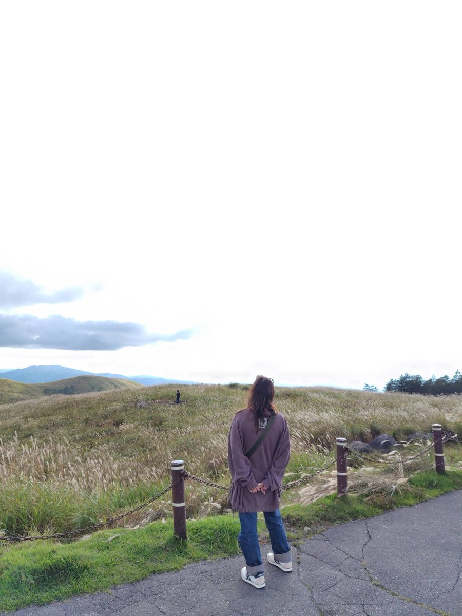 sanapoe's tweet photo. 旧軽井沢で朝からジェラート屋さん。
フラフラとしてお土産買ったり、お茶したりで堪能したので、車山経由で息子の行きたい諏訪大社まで行きましたよ。今回は秋宮だけ。何度も行ってるけど何でか好きなところ。
またいつか。
我が家の楽しい夏休みが終わりました。 https://t.co/tvvj2AEI1B