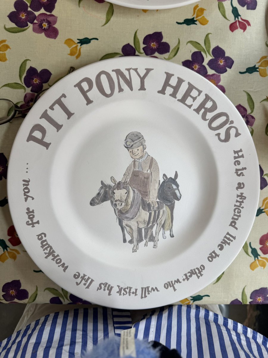 sylvaniantab's tweet photo. PIT PONYの良い皿が見つからないので作ってきた。

#EmmaBridgewater https://t.co/OrBGmJk1qB