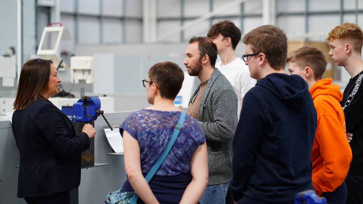 Incomm_training's tweet photo. Not sure what’s next after school? 🤔 Your next move could be an apprenticeship. 👀

Come along to an Open Day and find out what’s out there.

📅 27th October | 9:30 am - 12:30 pm
📍 Aldridge

📅 29th October | 9:30 am - 12:30 pm
📍 Telford

Book here: https://t.co/3tm88LrOp3 https://t.co/BFJ0W2vGHO