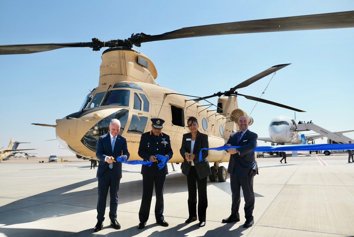 USEmbassyCairo's tweet photo. Congratulations to Boeing, the U.S. Army and the Egyptian Ministry of Defense on the delivery of the new CH-47F Chinook helicopter—another concrete example of the expanding commercial and defense partnership between the United States and Egypt. 🇺🇸🇪🇬 https://t.co/Jw6x2RYrBz