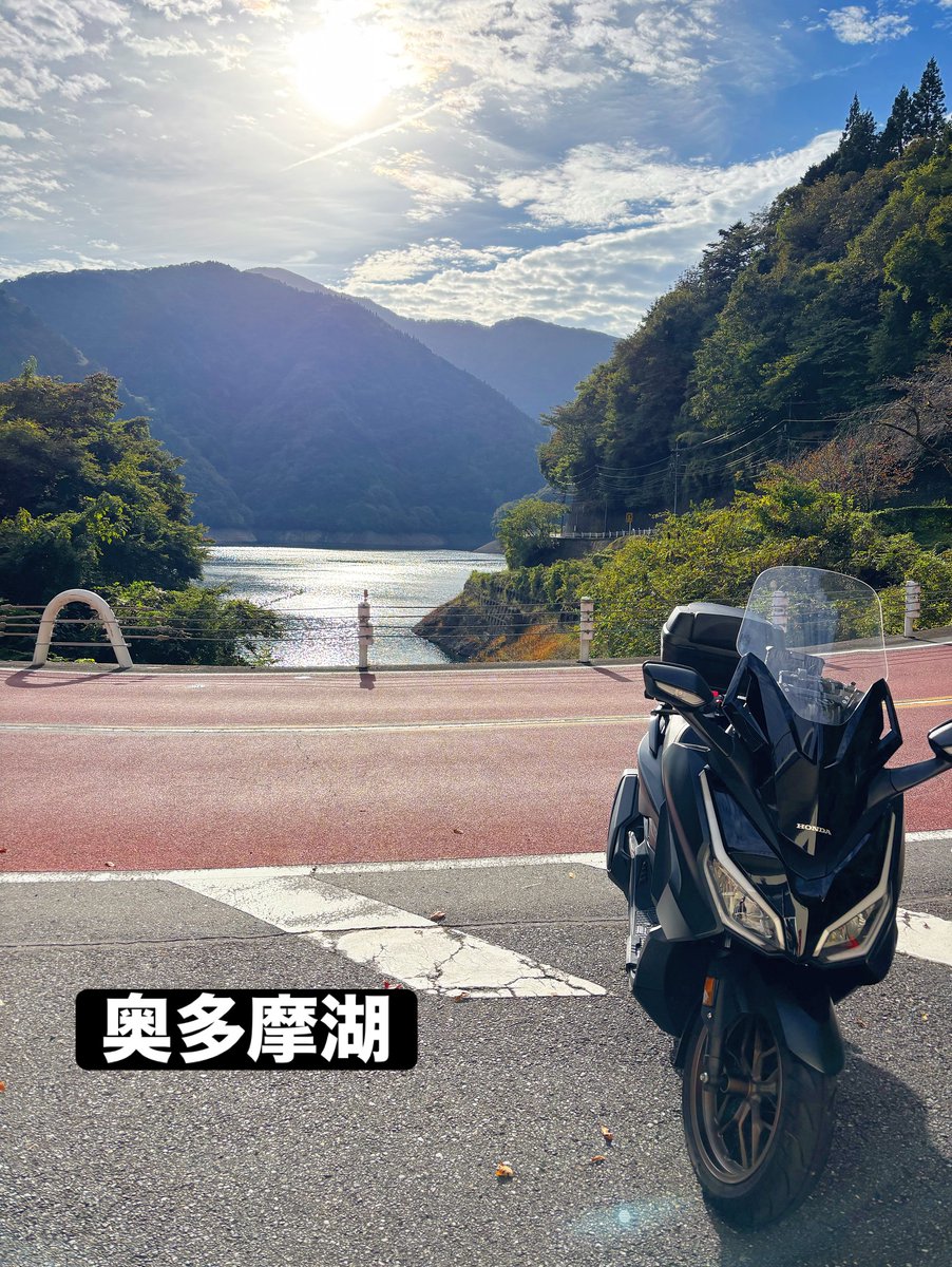 KaleyLeitzdo's tweet photo. Early morning at Lake Okutama—crisp air, quiet roads, and a chill that wakes you up. No autumn colors yet, but the misty mountains and calm water made it feel like a secret moment. Perfect season for riding, if only it wouldn’t rain. https://t.co/Q0gl0M3CWT