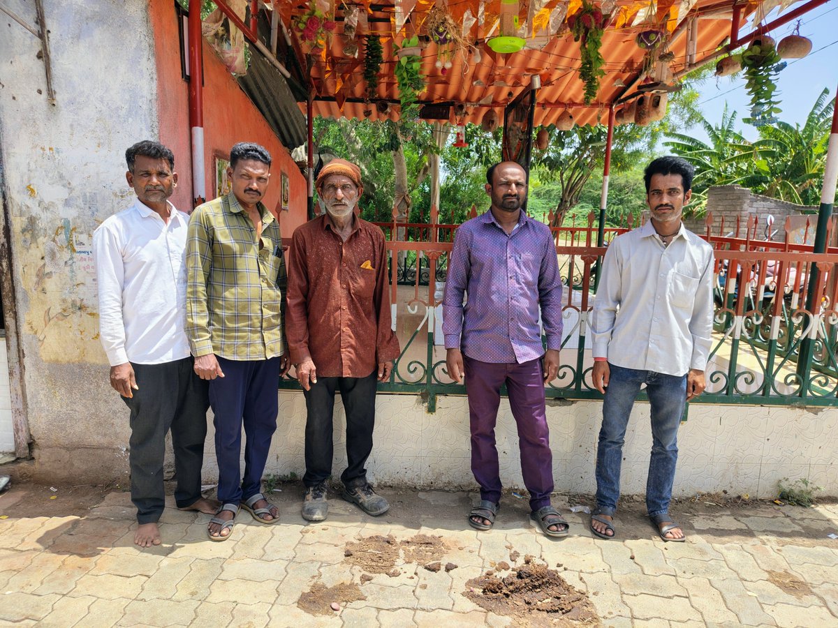 sniperanjn's tweet photo. જાફરાબાદ તાલુકા ના નાગેશ્રી સેજાના ગામ અને આસપાસના વિસ્તારમાં ખેડૂતો સાથે સતત સંકલન રાખીને કામગીરી કરું છું. યોગ્ય કાર્યસ્થળ અને મૂળભૂત infrastructure જરૂરી છે.

#GramsevakNyayLadat @GujaratFirst @VTVGujarati https://t.co/vAkvZp8X8J