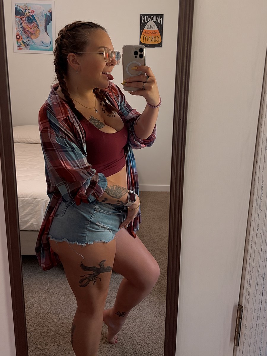 SinfulXTink's tweet photo. Good morning, Sweetness ☀️

Welcome to my little corner of chaos. 🖤

My OF page is where things get REAL wild—the kinda wild that’ll have you staring at your screen way too long and questioning your life choices. 🤭

Basically… everything ya mama warned you about, wrapped in tattoos, bad decisions, and a whole lotta trouble. 😈

Come get a little reckless with your favorite tattooed troublemaker. 💋