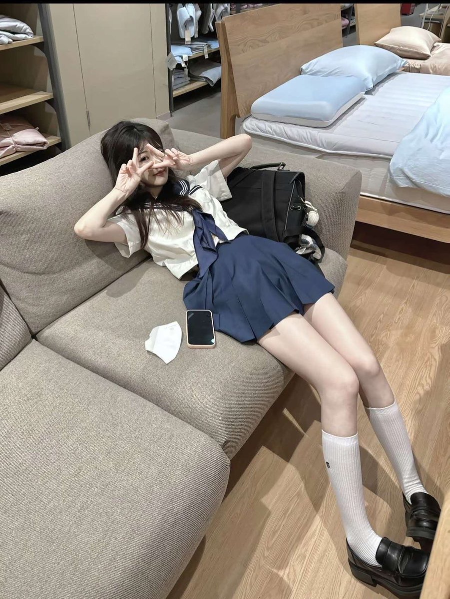 Tienz8u77's tweet photo. 有宝宝想看雷和福吗

谁来锐评我15的福哦！真的没有🚪！

粉的，看完不许笑！！！ https://t.co/LfHnUUVge5