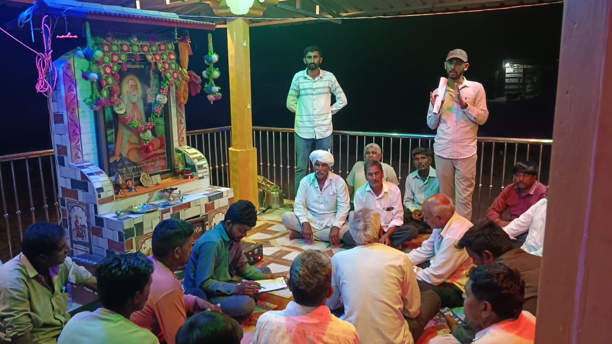 sniperanjn's tweet photo. જાફરાબાદ તાલુકા ના નાગેશ્રી સેજાના ગામ અને આસપાસના વિસ્તારમાં ખેડૂતો સાથે સતત સંકલન રાખીને કામગીરી કરું છું. યોગ્ય કાર્યસ્થળ અને મૂળભૂત infrastructure જરૂરી છે.

#GramsevakNyayLadat @GujaratFirst @VTVGujarati https://t.co/vAkvZp8X8J