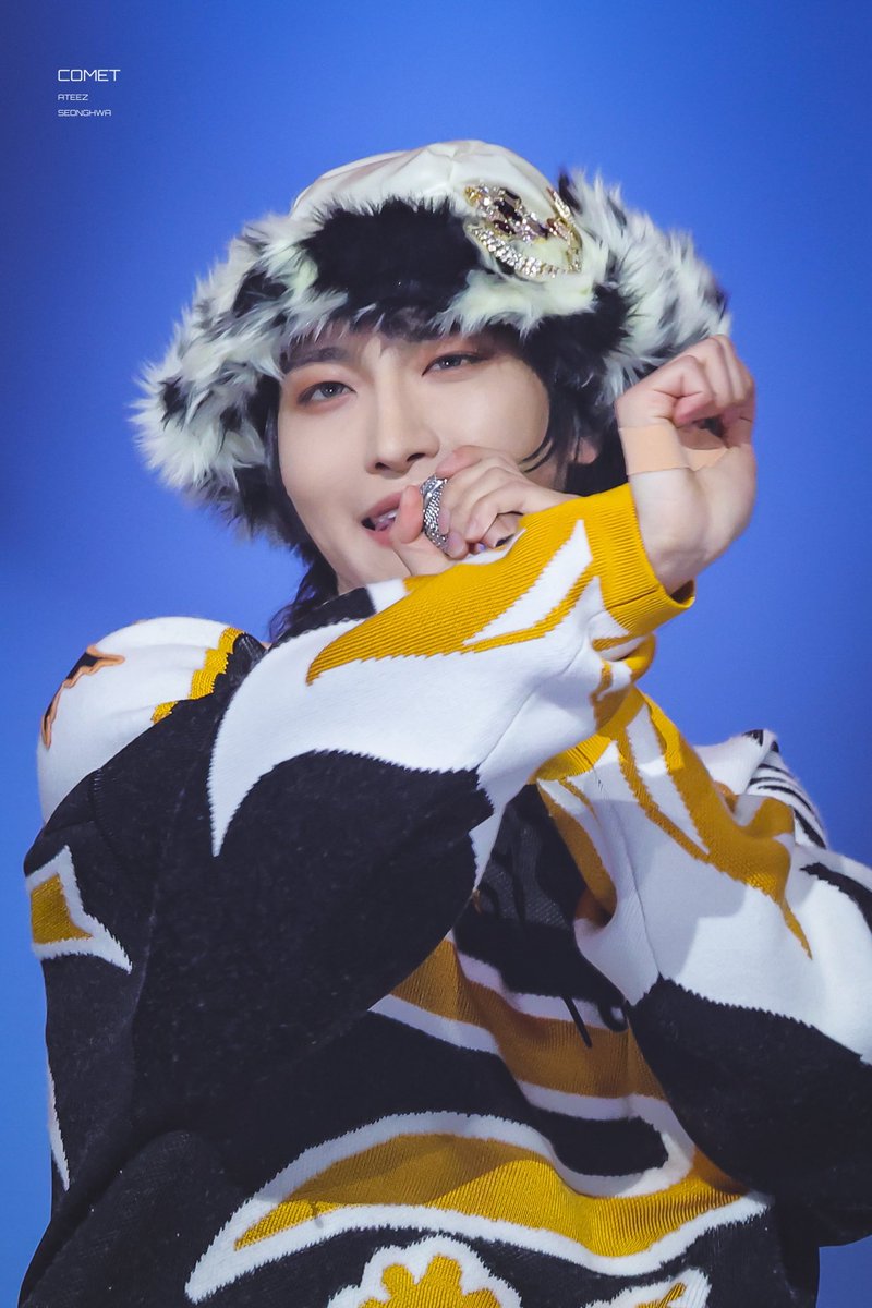 gwa_bong43's tweet photo. 되게 복실복실 보들보들 https://t.co/lKgQGDljEQ