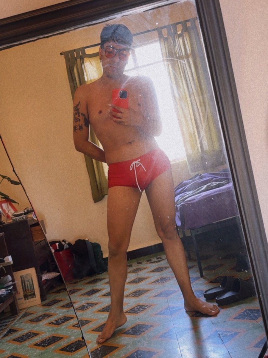 khaarsindrag's tweet photo. Tocó nadar 🥰 https://t.co/7C65IPJ2oY