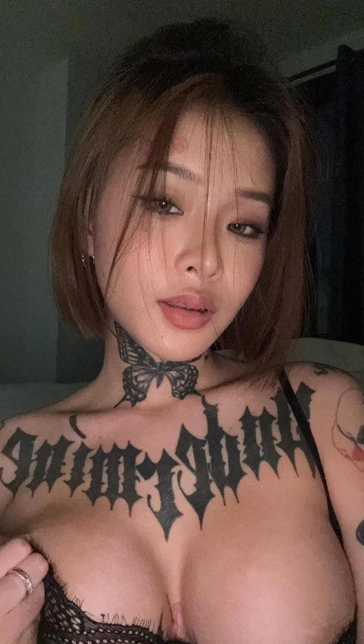 Yayeemeta's tweet photo. ดึกแล้วนอนได้😘 https://t.co/Yct3gnr1iC