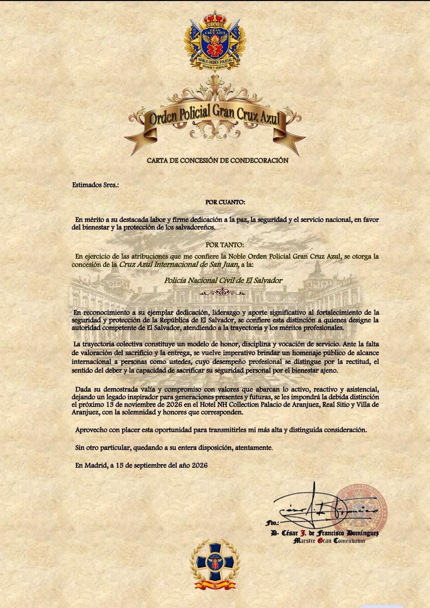 ultimahsv's tweet photo. #ClasePolítica | 🇪🇸🏆🇸🇻 El Gobierno del Presidente, @nayibbukele, recibe una condecoración por parte de la Orden Policial Gran Cruz Azul de España, en el Día de la Independencia.

La entrega tendrá lugar el 13 de noviembre desde España. https://t.co/1lt04y3VVW