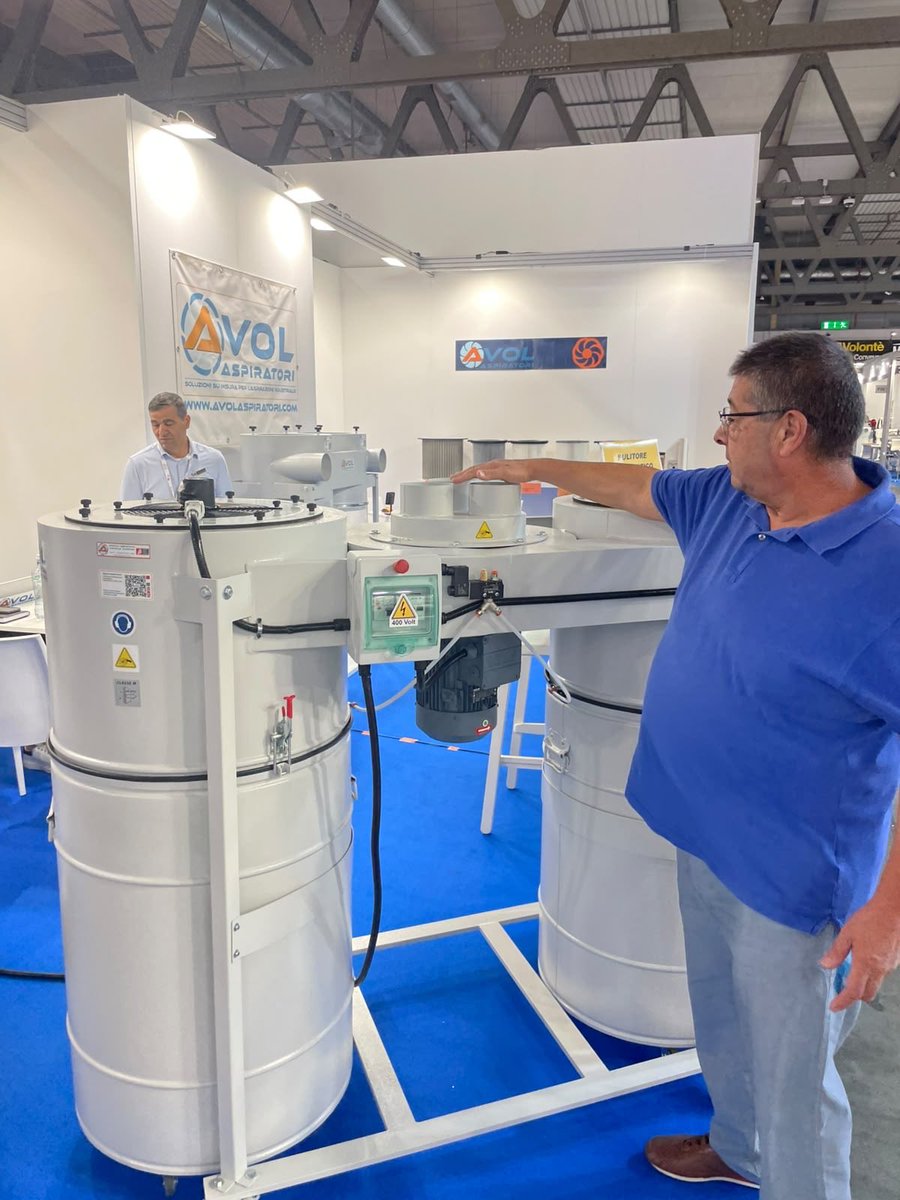 cicegGTO's tweet photo. 🇮🇹⚙️ MAQUINARIA QUE TRANSFORMA

Desde Milán, CICEG participa en SIMAC Tanning Tech 2026, referente internacional en maquinaria, tecnología e innovación para el calzado, curtido y marroquinería.

🔩 Conocemos nuevas soluciones, tendencias y tecnologías.
#CICEG100años #SIMAC2026 https://t.co/MrBLjmnJmY