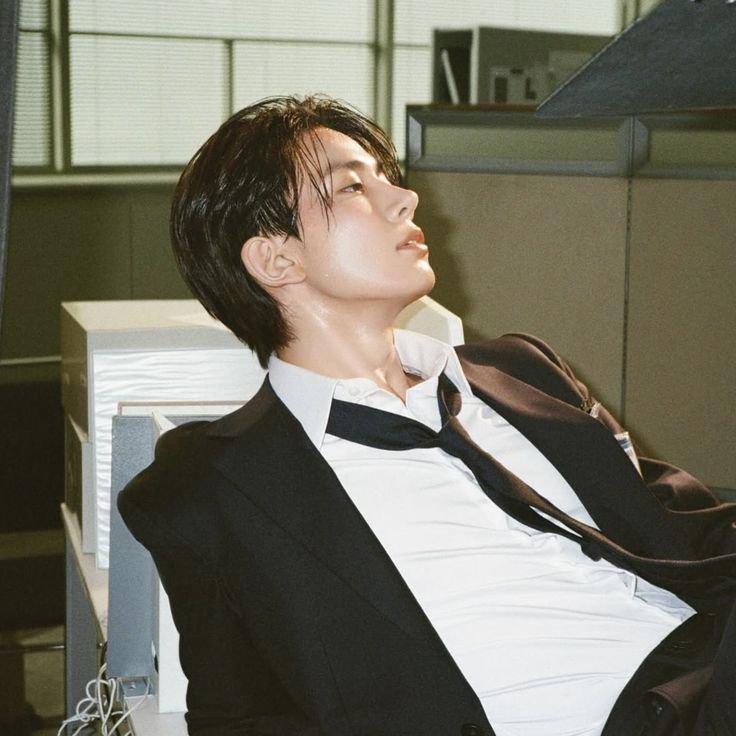 4everevansgirl's tweet photo. 정장콤이라는거 https://t.co/ZzpGjmp1A6