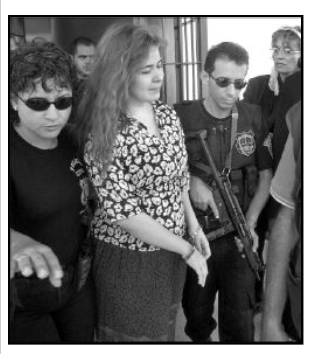 FexMarryn's tweet photo. @GloriaTrevi Nunca vas a borrar el día que te atraparon por corrupción de menores y trata de blancas en Brasil un enero del año 2000 y que esa marca registrada de Gloria Trevi de mala reputación antecedentes penales y demandas pague por todo los delitos cometidos de abuso sexual https://t.co/pxaVQLwZpD