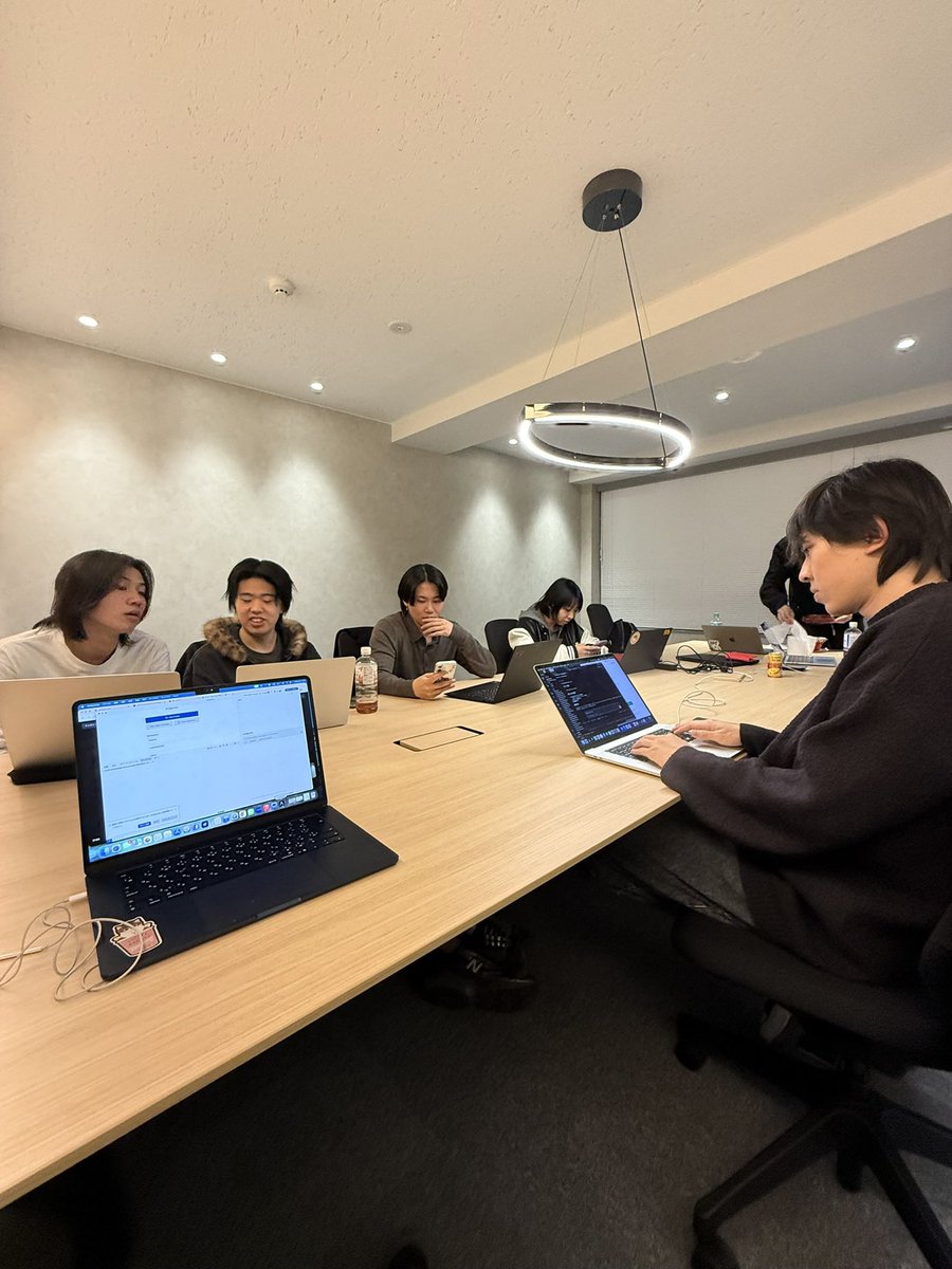 howtoai_'s tweet photo. 初めまして🫪

都内でAIのスタートアップ企業を運用してるKazです。

Anthropicを愛してやまなく、リリースから毎日しこたま使ってます。
他にも
・1000人規模のAnthropicのコミュニティー運営代表
・Anthropicの教育事業でSEO通年1位
・Anthropicに月100万単位で課金
・Anthropic公認パートナー

などなど、とにかくAnthropicにフルベットしてIPOを目指してる男です🔥

15歳で起業し、17歳で売却▶︎プー太郎
▶︎公庫から資金調達▶︎頓挫▶︎AIにフルベットで再度起業▶︎現在2社のAI会社を創業

Founder https://t.co/Ot581pl0Ss
Previously founded https://t.co/7W0fy1iNCr
Runs https://t.co/9USXs0hcnI
etc...
少しでも興味持ってくれた方がいましたら、ぜひ会いたいです！！
DMくれたら明日会います❤️‍🔥

この投稿にいいねしてくださったらフォロー致しますので、是非仲良くしてください✨