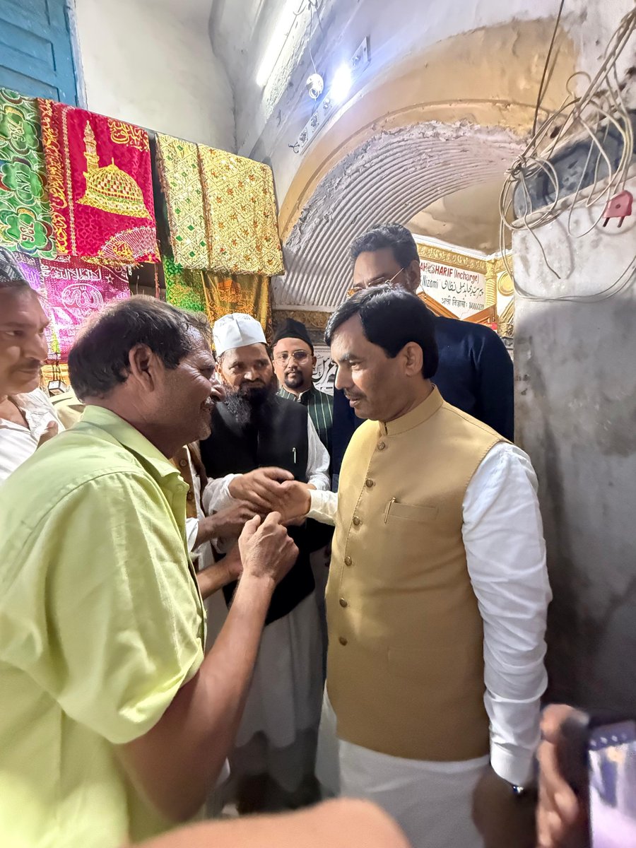 Zaheerbjp's tweet photo. https://t.co/J8MppxG6dz
