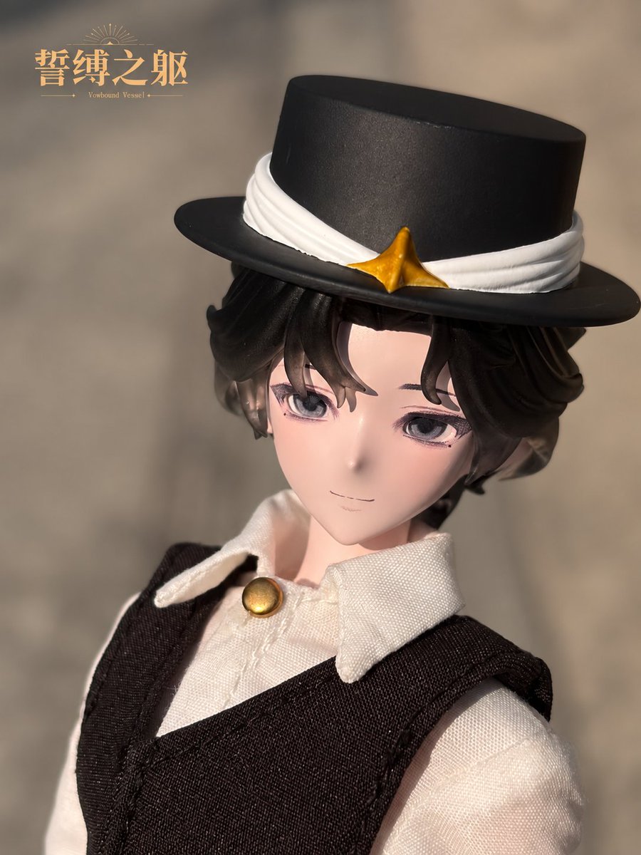 hermeow_shop's tweet photo. 📢🆕単品ドール(仮)新作速報🆕📢
Happy Engine社より、
久しぶりのオリジナル1/6スケール ケンタウロス美男子BJDブランドドールシリーズ「誓縛の躯」の新しい情報が届いた✨

今回は、通常種類の「珍品商人」監修中の実物サンプルをご紹介！

ラインナップは全5種類の予定📝
当初はブランドドールシリーズとして販売予定でしたが、工場の生産状況により、種類を選べる単品ドールの受注生産へ変更となる可能性がございます。

現在は、一部の種類から順次受注を開始する予定です。詳しくは後日発表予定。

本店は正規代理店として受付予定がございます。
続報をどうぞお楽しみに‼

この商品の関連ツイート：
https://t.co/fWqcHjfGWk

※実物は製造工程の影響により、レンダリング画像と細かな色味の差異が生じる場合がございます。
最終的な実物仕様をご確認ください。