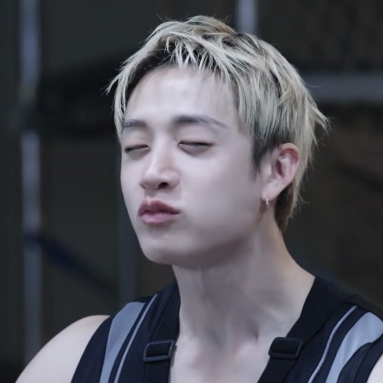 ilywiw's tweet photo. He’s so kissable https://t.co/uGDaKv3C61