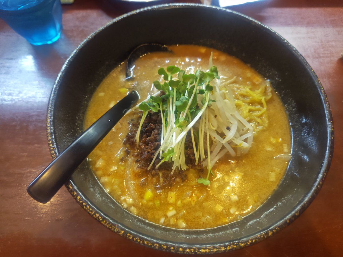 ffst_mk2's tweet photo. 夜活 
普通に美味かったけど、客の治安が悪かった🫪 https://t.co/X1JDtk3Fba