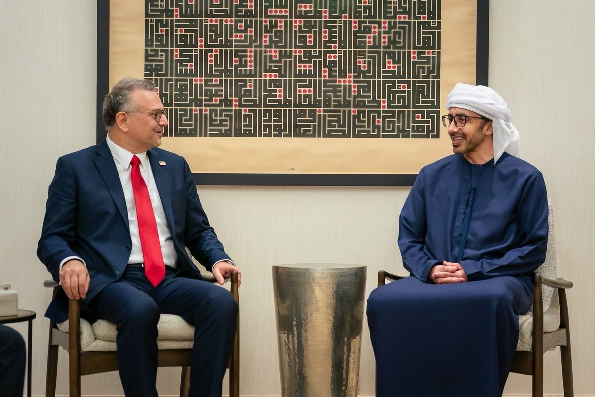 USAbilAraby's tweet photo. كبير مستشاري الولايات المتحدة للشؤون العربية والإفريقية، مسعد بولس: عقدتُ اجتماعًا مثمرًا مع نائب رئيس مجلس الوزراء ووزير الخارجية الإماراتي، سمو الشيخ عبدالله بن زايد آل نهيان بحثنا خلاله عددًا من القضايا الإقليمية ذات الاهتمام المشترك، ومبادرات السلام المطروحة، وسبل مواصلة تعزيز علاقاتنا الثنائية.