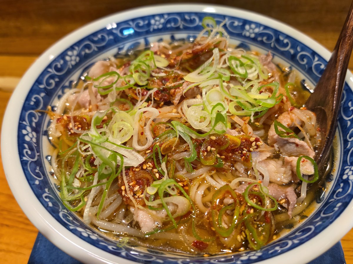 WANDERER_Dai's tweet photo. ピリ辛豚しゃぶそうめん、字面からして美味いけど実際美味い https://t.co/5XaCt57gn0