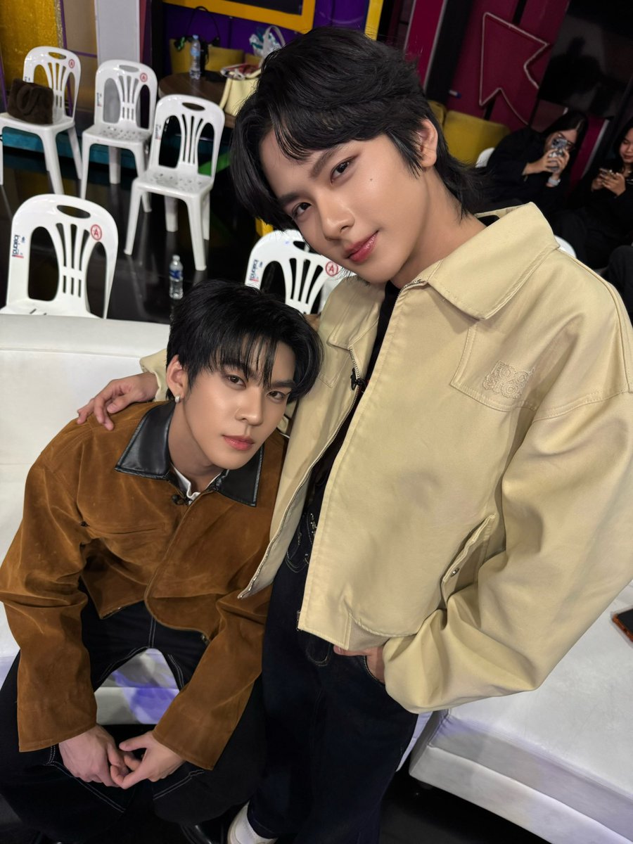 wabi_noni16's tweet photo. เอาลูกมาส่งค่ะ

รับชมได้ทางช่อง GMM 25 หรือรับชม Live ทาง
🔗 : https://t.co/FbvDp4DZX8…
🔗 : https://t.co/xpIEmAhPVj…

#แฉxAuAuSave https://t.co/IebMvUSEsX