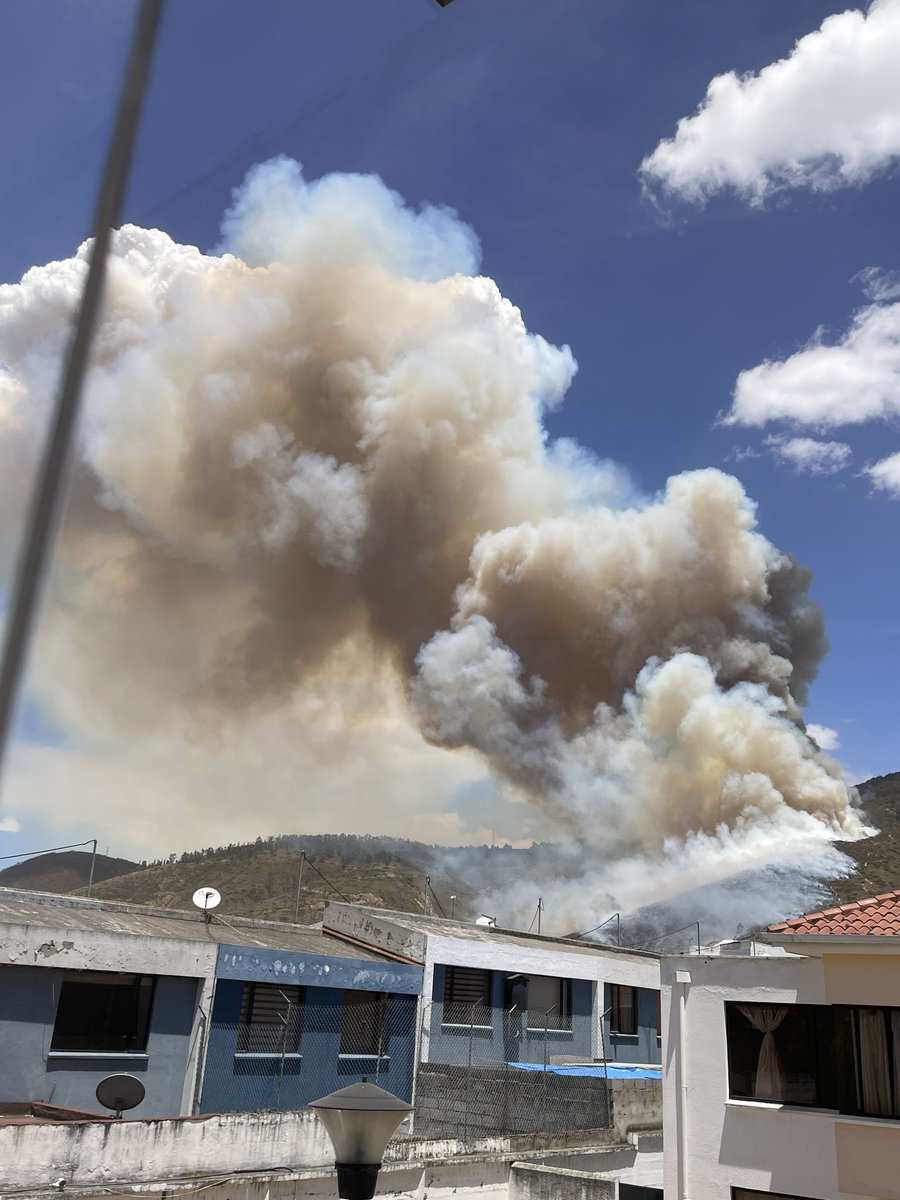 GrandaCristina's tweet photo. Desde mi casa #casitagua Pusuqui https://t.co/9sW0ftmyMQ