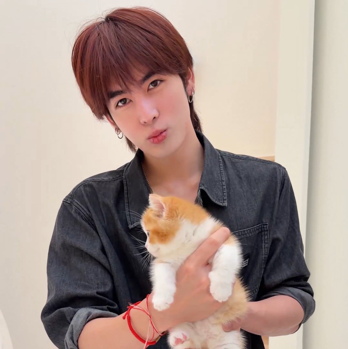himyluvly's tweet photo. อย่าเอาตาหนูกับปะป๊าน้องต้าไปทำไข่มุกเยยน๊า 🥺 https://t.co/UlM7zF3zdP