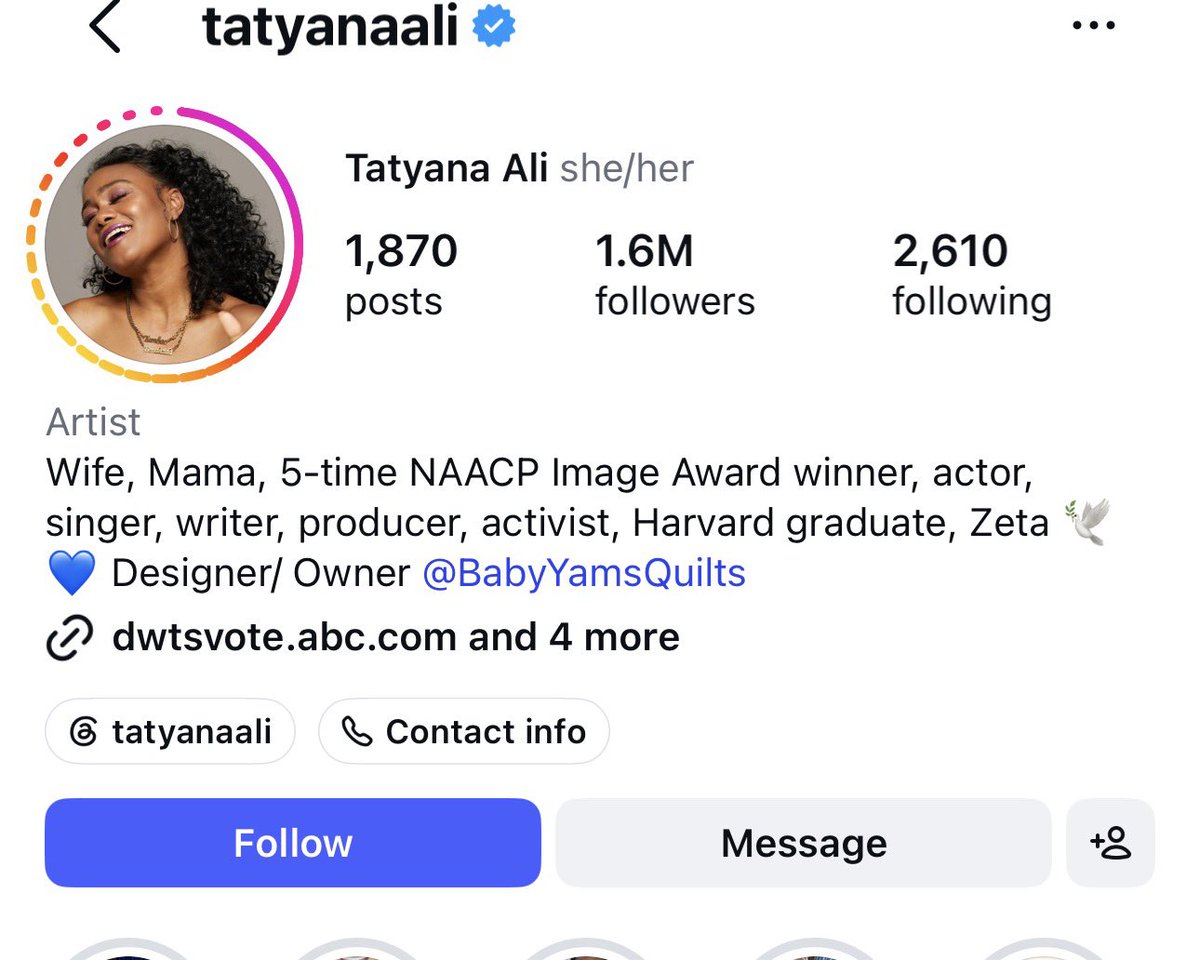 DWTSdolly's tweet photo. @thediaryoflara @vinovixen98 sarah has 197k, giada has 2.5 mil &amp; tatyana 1.6 mil. you’re an absolute bozo if you’re trying to peddle a rigged elimination conspiracy for sarah of all people LMFAO https://t.co/onjjmDK0sR