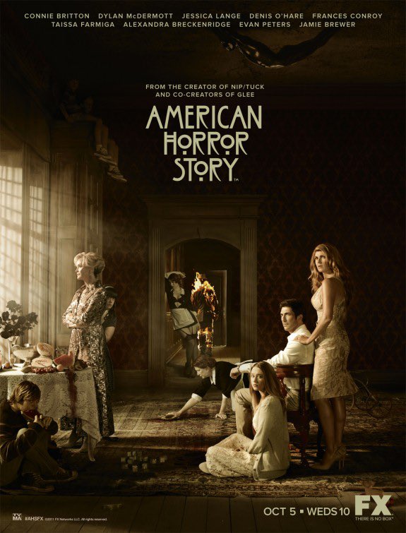 AHSVIP's tweet photo. Ojalá #AHS13 traiga de vuelta esos míticos pósters con todo el cast al estilo de las primeras cinco temporadas. https://t.co/QPos3xrqke