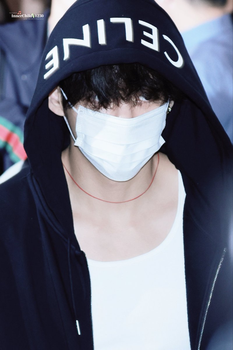InnerChildVtete's tweet photo. 260917 🐺

#태형 #TAEHYUNG #V #THV
#방탄소년단뷔 #BTS #BTSV https://t.co/Mt7sDyO1N3