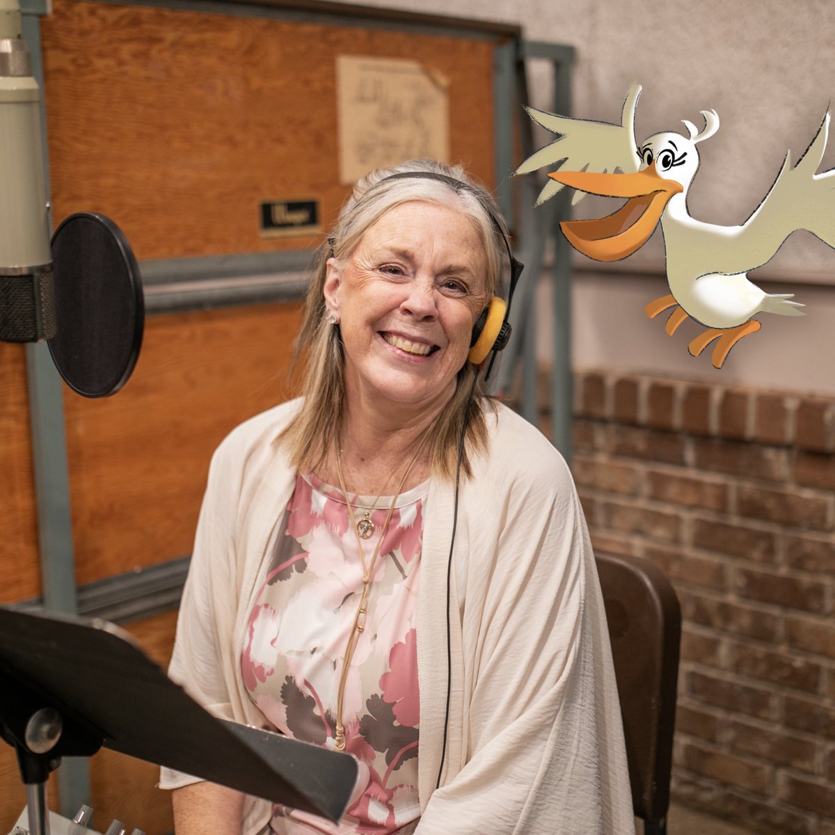 PatchAdventures's tweet photo. Everyone’s favorite seagull is back in the studio recording for an all-new Patch the Pirate Adventure!
This will be Shelly Hamilton’s 47th Patch the Pirate Adventure!
Fun fact: Sissy Seagull is the only character to appear in every single Patch Adventure!

https://t.co/IlJdhV4uBN https://t.co/zYkY9gtTzk