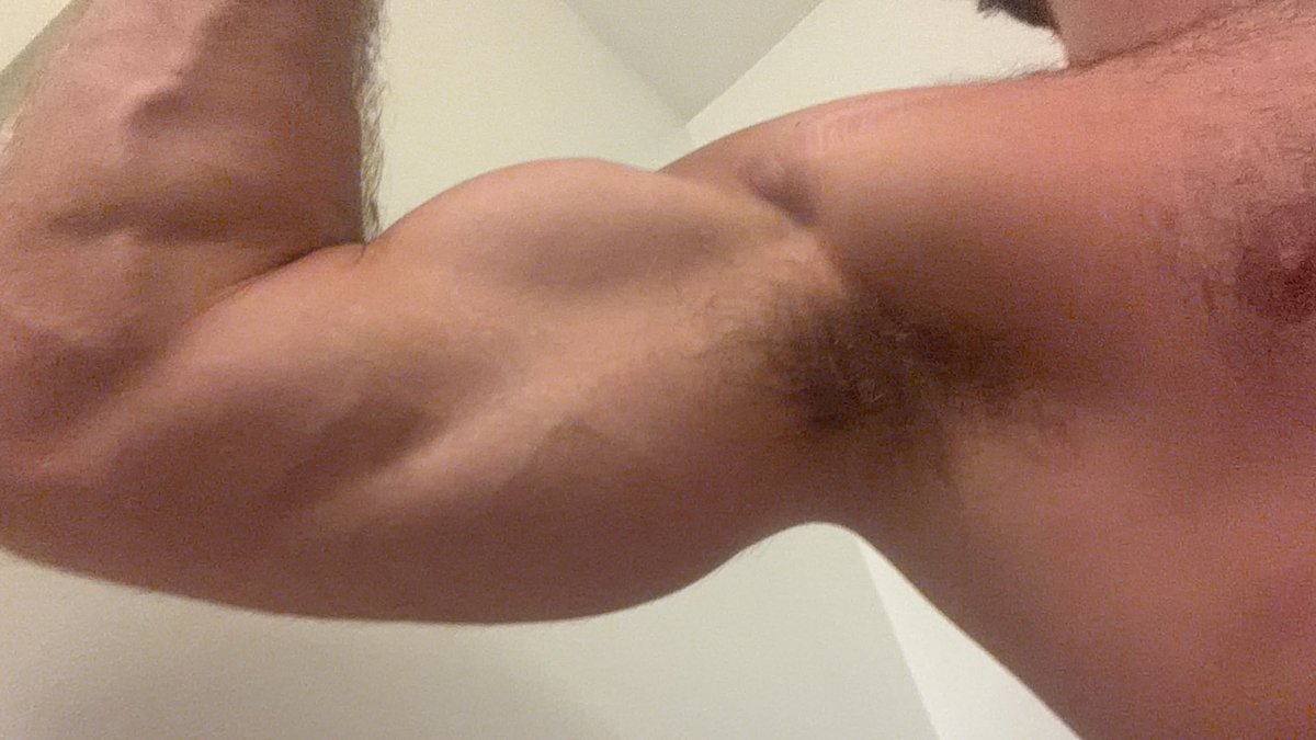 MagicJakeFit's tweet photo. Chudai 

#goon #sex #porn #nsfw #nsfwtwtًً #gay #mlm #findom #findomdom #findomgod https://t.co/baE55DjeW9